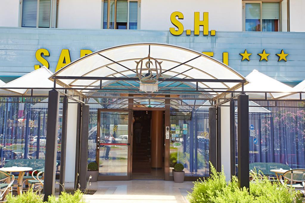 Hotel Sara Caorle Bagian luar foto